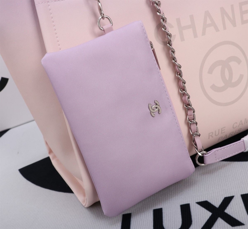 Ch**el shopping bags